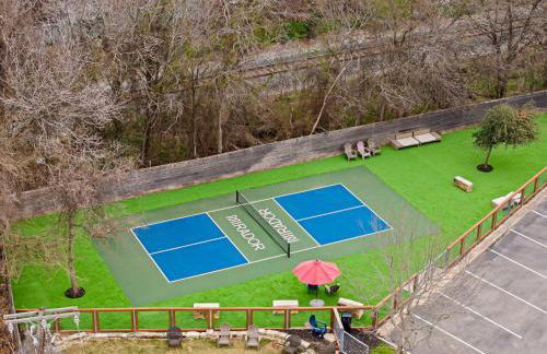 South Lamar Stay - Pickleball, Sauna & Cold Plunge - Photo 23