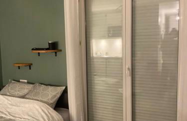 Studio charmant proche tram et bus - Foto 1