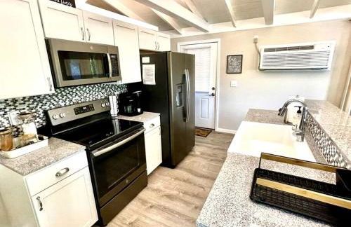 Charming Cottage with Fire Pit and Barbecue in Cadiz, Kentucky - Foto 3