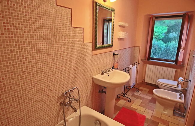 Holiday Home in Serrungarina Near the Lake - Foto 14