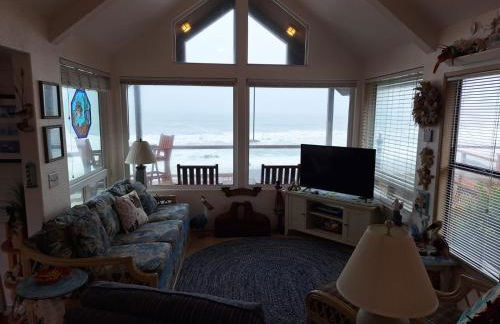 Luxurious Oceanfront Cabin 7 Getaway W Hot Tub - Foto 31