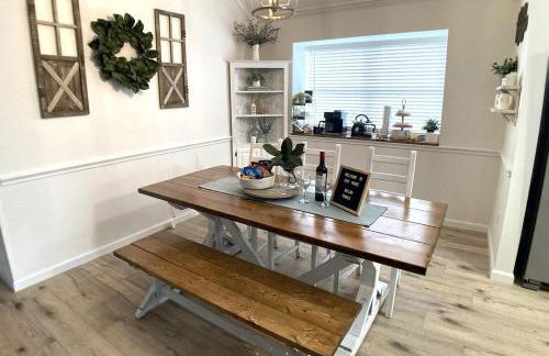 Stunning Newly Renovated 3BR 2B Home Hot Tub Game Room - Foto 15