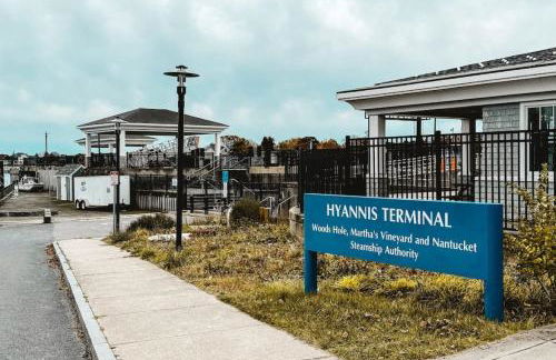 Charming Hyannis 3 Bed 2 Bath - Foto 18