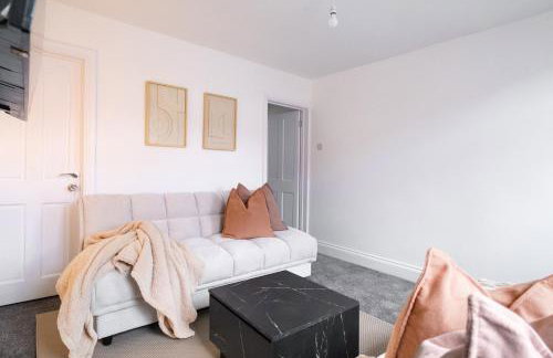 The Cedar - Free Parking, Netflix, Near M1, M69 - Foto 21