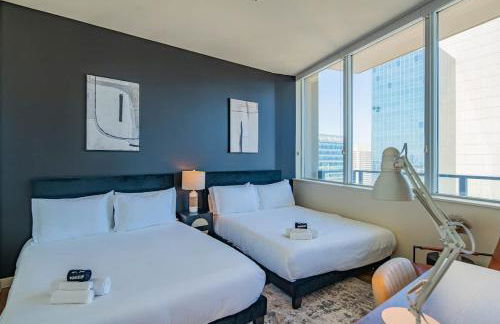 Elegant 28th Floor High Rise, Gym, Parking, Pool, Golf - Photo 31