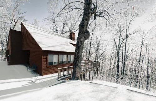 Leaf-Peeping at Oak Ledge! Trails,Tastings,Peace - Foto 1