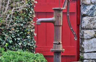 Treleddyn Farmhouse - Photo 9