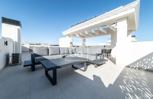 Luz de la Mata penthouse - Golf sea lake views - by OYOOSTAYS - Photo 7