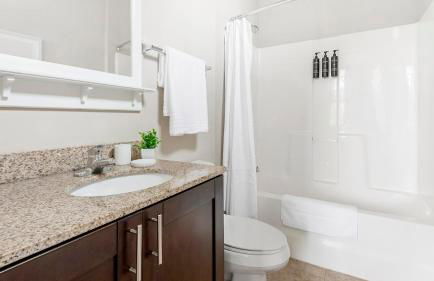 Landing Chic 1BD Pool Gym - Foto 12