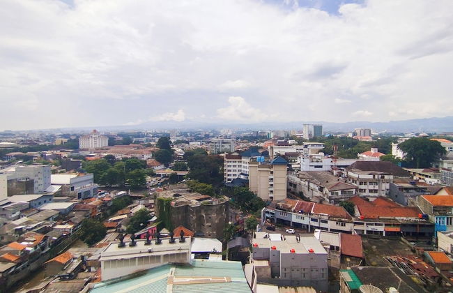 Tranquil Designed 2Br At Braga City Walk Apartment - Foto 8