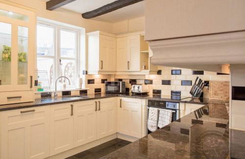 Charming 2 Bed House in Tewkesbury Centre - Foto 34