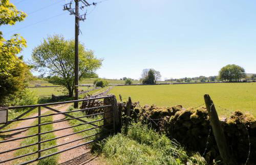 The Shavings - Photo 19