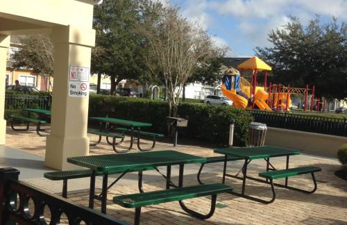 Venetian Bay Villa 4 Bedroom Townhouse - Near Disney - Foto 18