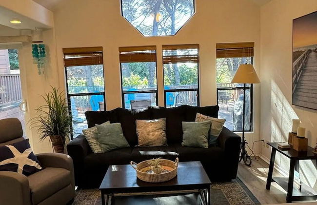 Oceanview Cabin 19 Jacuzzi Large Deck w Seating - Foto 11