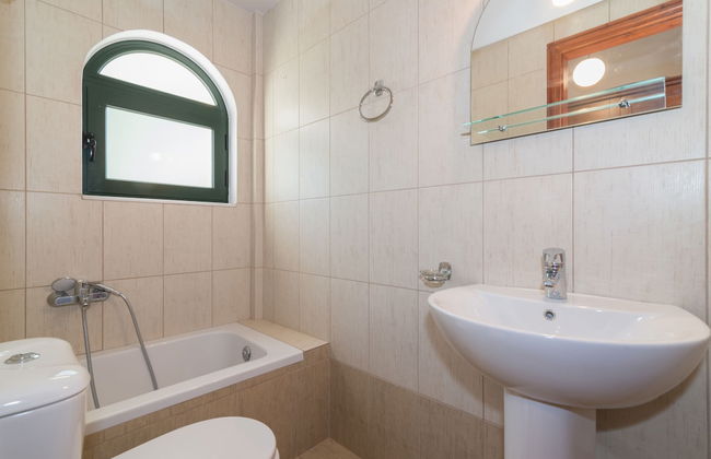 Allegro Studios & Apartments - Photo 20