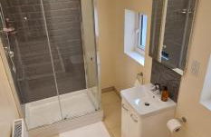 London Luxury 3 bedroom large apartment, aircon, free parking, station 4 mins walk - Foto 4