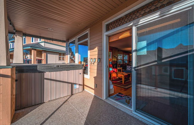 Treetop Getaway Ski In and Out Sleeps 10 - Foto 21