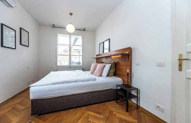 Charles Apartments in Old Town Prague - Photo 30