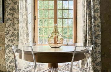 Manoir médiéval art déco - Logis des 3 Artistes - Photo 6