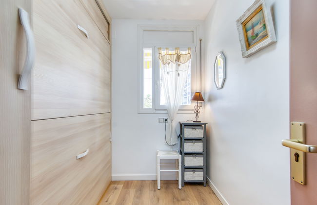 2 bedroom Apartment in Castelló d'Empúries - Photo 14