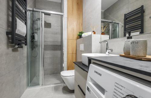 Emihouse Riverside Two-Bedroom Apartments - Free Parking, City Center - Foto 32