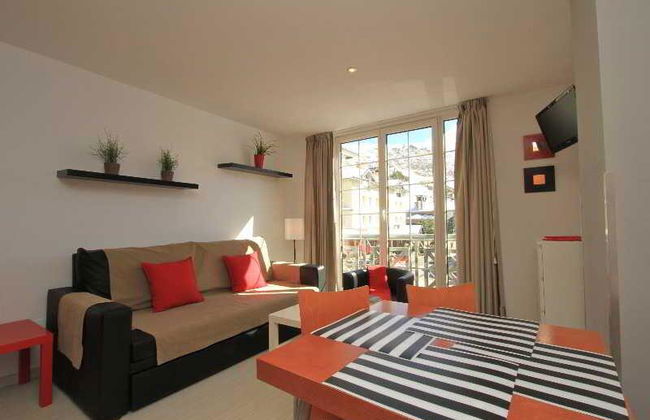 Inside Plaza Sierra Nevada - Foto 32