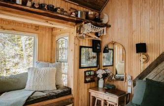 Stunning Pet-Friendly Treehouse for Relaxing Glamping Retreats in North Carolina - Foto 64