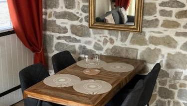 Le Logis des Remparts à l'intérieur de la Cité médiévale, Jardin privé, Parking inclus - Foto 4