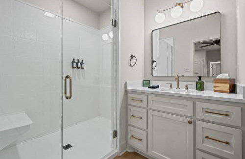 Lake Ouachita's Luxury Lake House - Foto 33