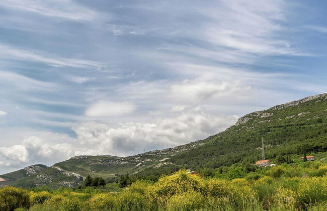 Modern Apartment in Kastel Stari - Photo 28