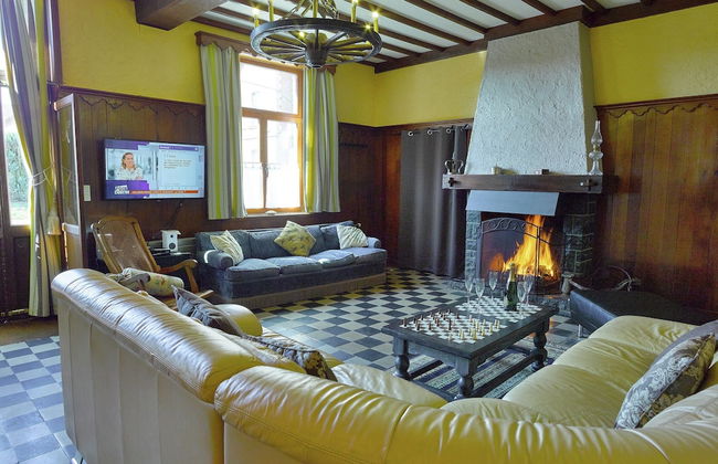 Spacious Holiday Home With Private Garden - Foto 18