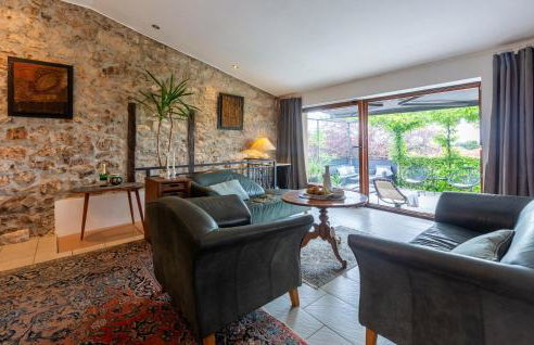 2 Bedroom Cozy Apartment In Porec - Foto 5