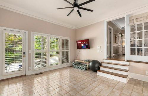 HotTub, FirePit, Basketball, 15 Min To Sedgefield - Photo 21