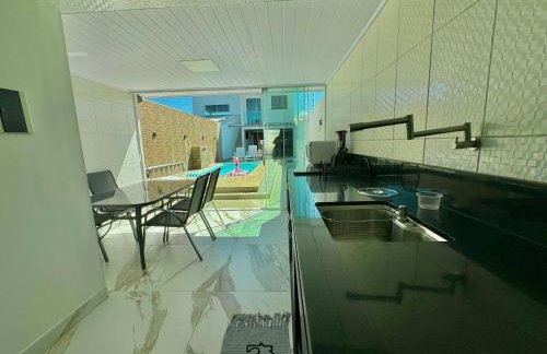 Bela acomodação em jacuipe com churrasqueira, piscina, mesa de sinuca e três quartos, dois sendo suítes! Além de muito espaço por toda a área! - Foto 19