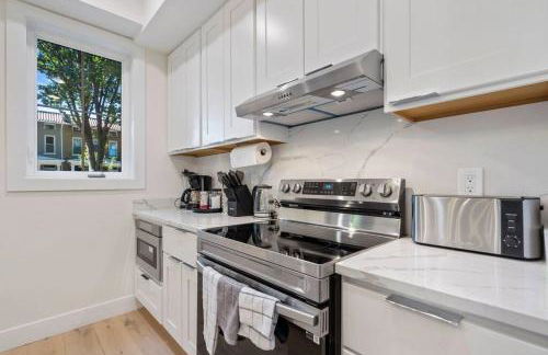 Capitol Hill 3 Charming Townhouse in Downtown DC with Modern Kitchen with Rooftop views - Foto 10