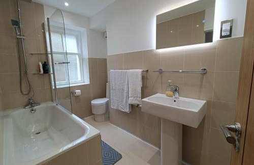 RnB - Rural n Beautiful - The Spacious Coach House - Photo 11