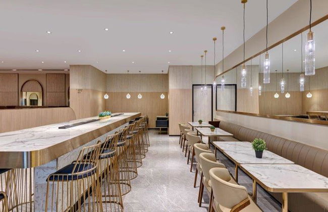 Plaza Premium Lounge dans les Départs intérieurs du Terminal 1 - Billet - Photo 6