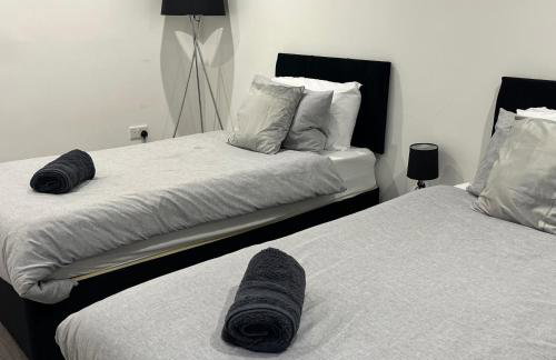 Sleek Sleeps 6 Sunset Views Family friendly - Foto 12