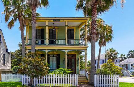 Your 1878 historic Shaw House awaits - Foto 1