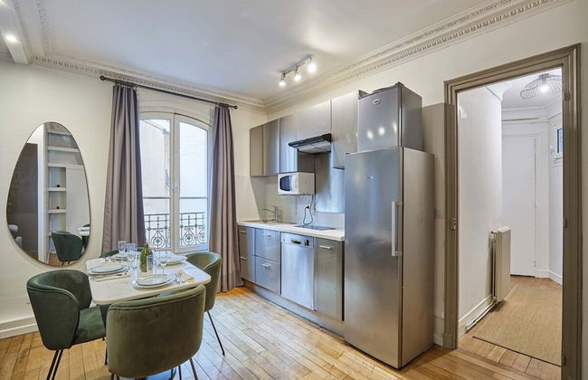 Charming Apartment Center of Paris by Studio Prestige - Photo 12
