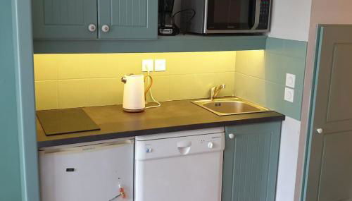 Cute Cottage with Pool at Marciac Lake - Photo 3, stove, dishwasher, pet friendly, minibar