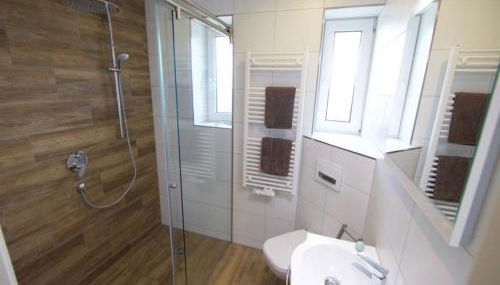 Apartment Helle und moderne Ferienwohnung mit Terrasse by Interhome - Foto 4