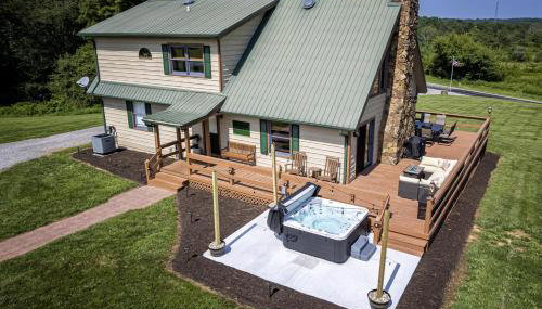 Country Chateau w Hot Tub Near Wine Trail - Foto 1