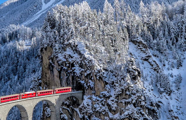 Alpes Suíços e St. Moritz de trem - Foto 2