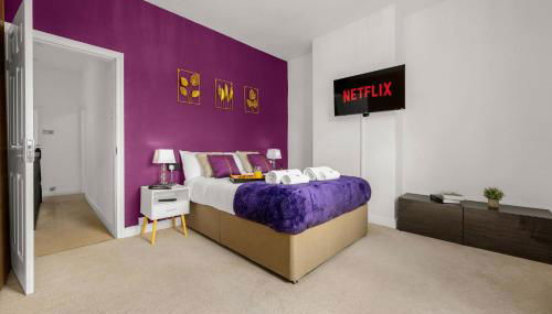 Bright and Cosy 3-bedroom Home near Manchester - Free parking - Sleeps 6 - Foto 1