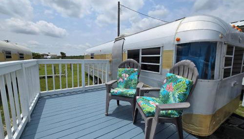 Waterfront Escape - Margie 1974 Silver Streak - Foto 4