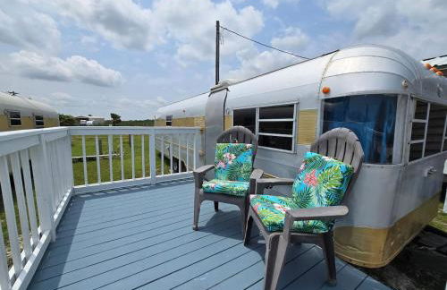 Waterfront Escape - Margie 1974 Silver Streak - Foto 4