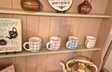 COZY Apartment 4 - Photo 14