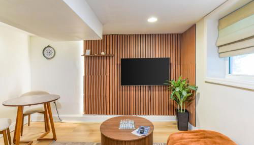 7even Clouds Éclair- Cozy basement nest near NE DC - Foto 1