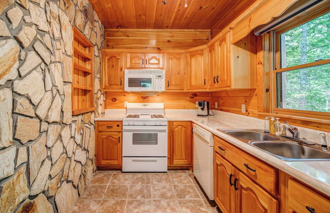 Treetop Oasis - Photo 19